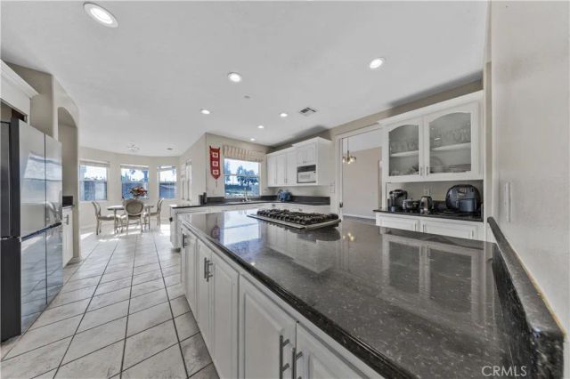 2540 Monroe Street, Riverside, CA 92504