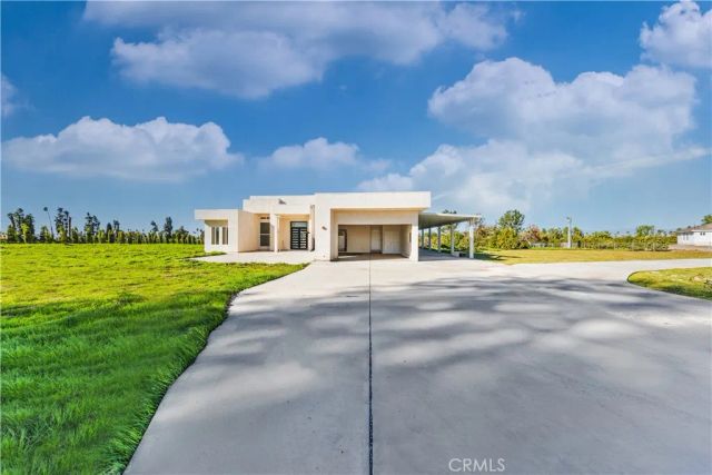 2540 Monroe Street, Riverside, CA 92504