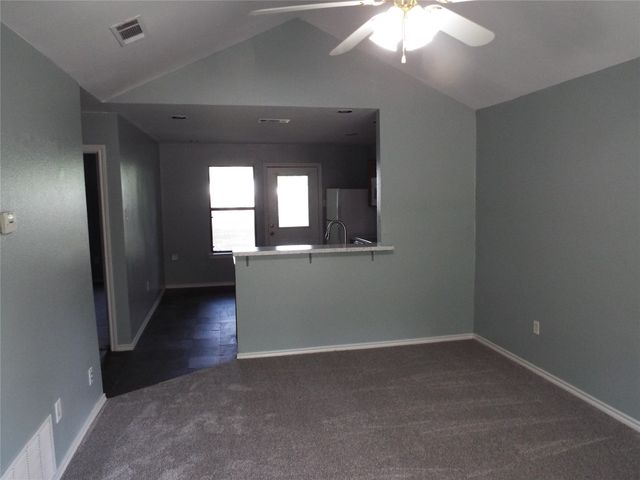 747 Luther Ln, Gun Barrel City, TX 75156