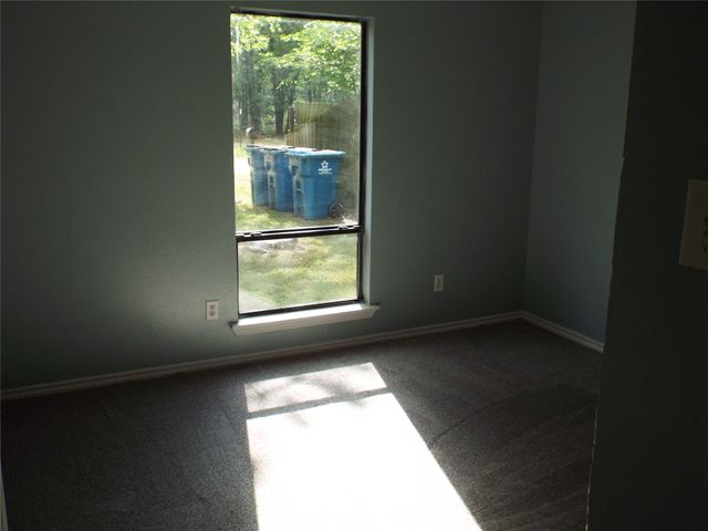 747 Luther Ln, Gun Barrel City, TX 75156