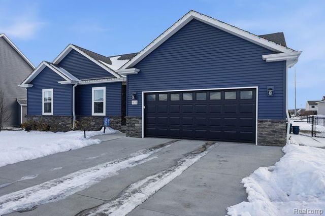7812 Yorkshire Drive, Almont Village, MI 48003