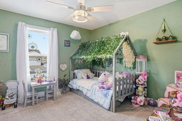 7812 Yorkshire Drive, Almont Village, MI 48003