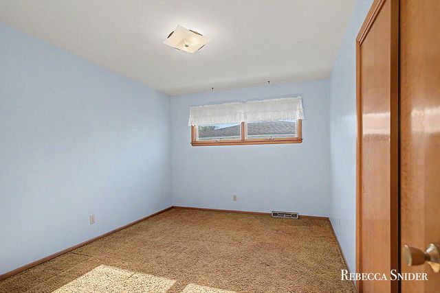 424 Andover Street, Kentwood, MI 49548