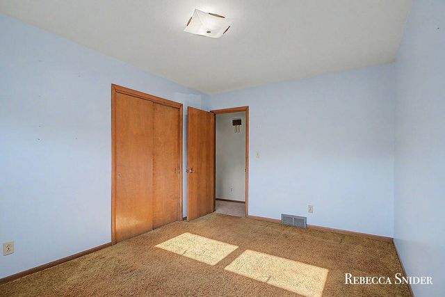 424 Andover Street, Kentwood, MI 49548