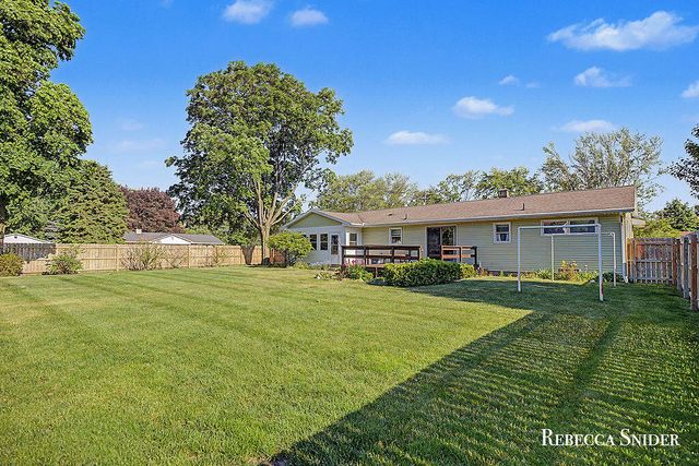 424 Andover Street, Kentwood, MI 49548
