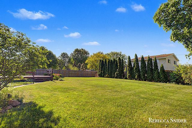 424 Andover Street, Kentwood, MI 49548