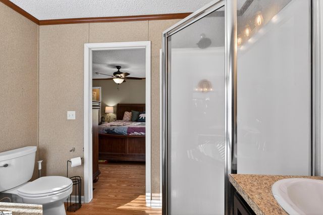 71 Lodgeview Court, Gray Court, SC 29645