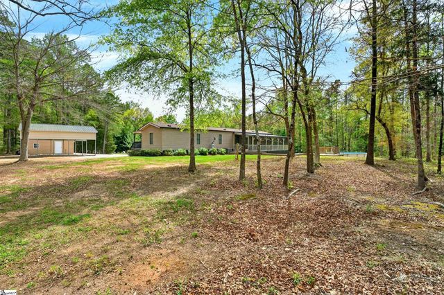 71 Lodgeview Court, Gray Court, SC 29645