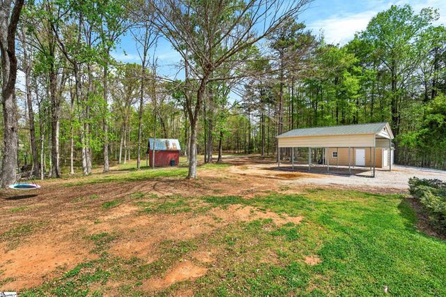 71 Lodgeview Court, Gray Court, SC 29645