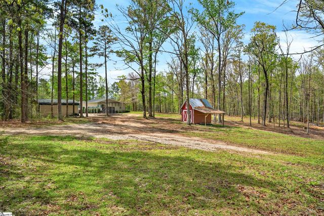 71 Lodgeview Court, Gray Court, SC 29645