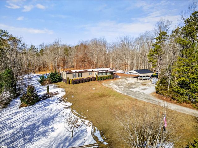 71 Lodgeview Court, Gray Court, SC 29645