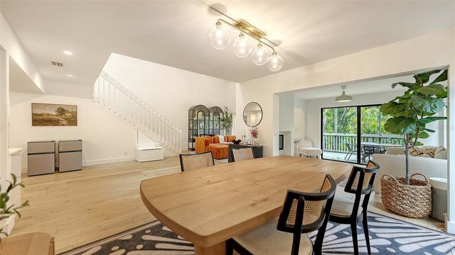 1372 LANDINGS POINT 28, Sarasota, FL 34231