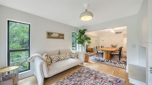 1372 LANDINGS POINT 28, Sarasota, FL 34231
