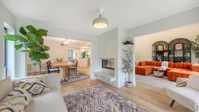 1372 LANDINGS POINT 28, Sarasota, FL 34231