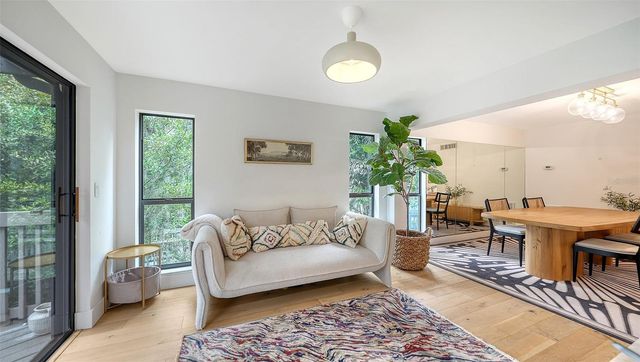 1372 LANDINGS POINT 28, Sarasota, FL 34231