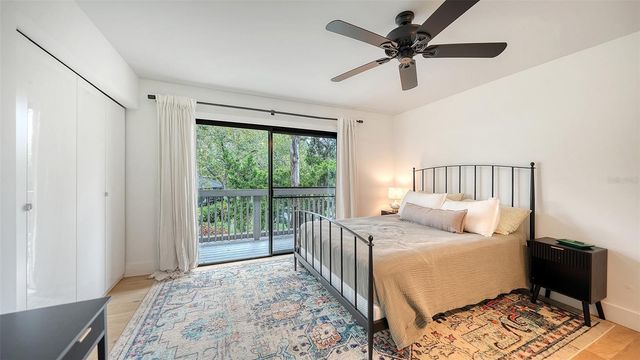 1372 LANDINGS POINT 28, Sarasota, FL 34231