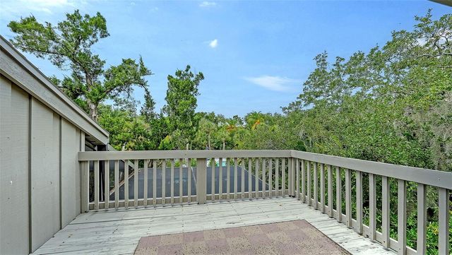 1372 LANDINGS POINT 28, Sarasota, FL 34231