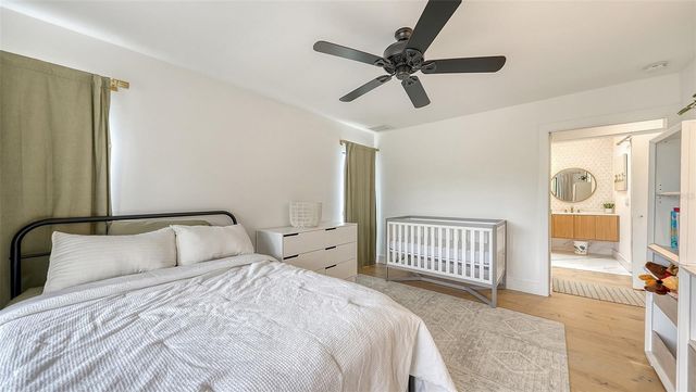 1372 LANDINGS POINT 28, Sarasota, FL 34231