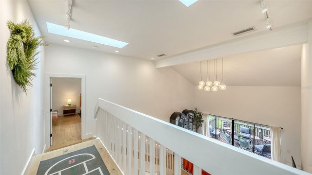 1372 LANDINGS POINT 28, Sarasota, FL 34231