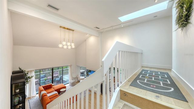 1372 LANDINGS POINT 28, Sarasota, FL 34231