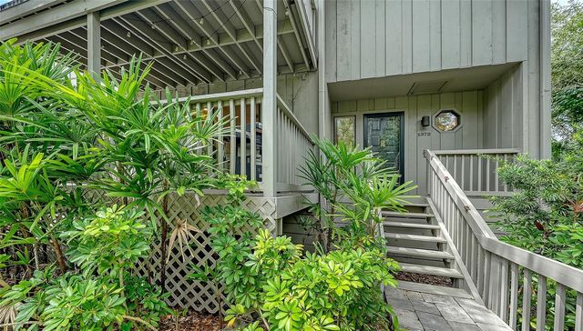 1372 LANDINGS POINT 28, Sarasota, FL 34231