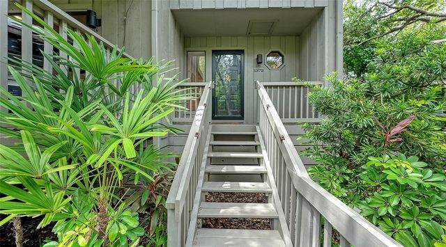 1372 LANDINGS POINT 28, Sarasota, FL 34231