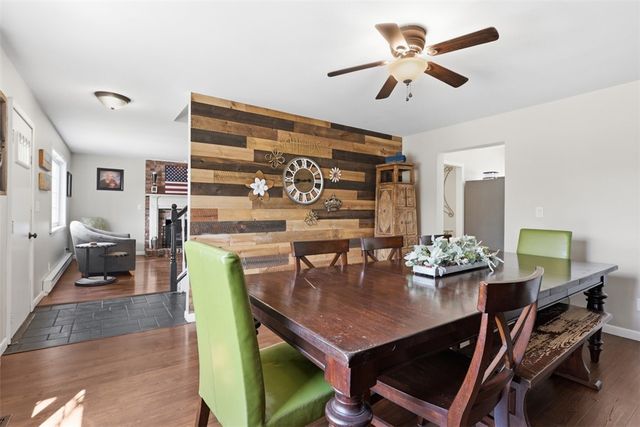 300 Magnolia St, South Fayette, PA 15082