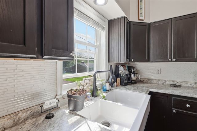 300 Magnolia St, South Fayette, PA 15082