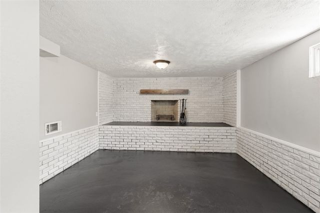 300 Magnolia St, South Fayette, PA 15082