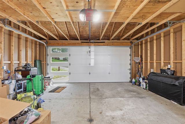 300 Magnolia St, South Fayette, PA 15082