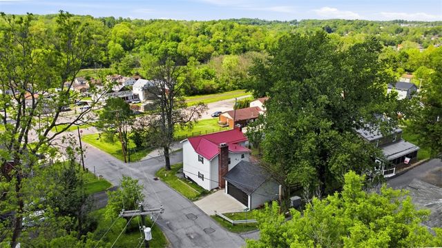 300 Magnolia St, South Fayette, PA 15082