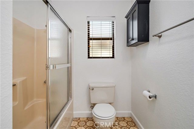 42718 Coolcrest Drive, Lake Hughes, CA 93532