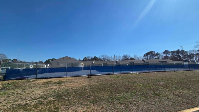 135 Hillview Dr Apt 38, Fairfield Bay, AR 72088