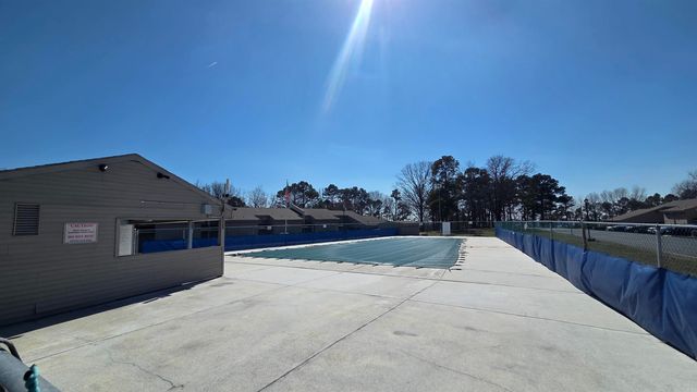 135 Hillview Dr Apt 38, Fairfield Bay, AR 72088