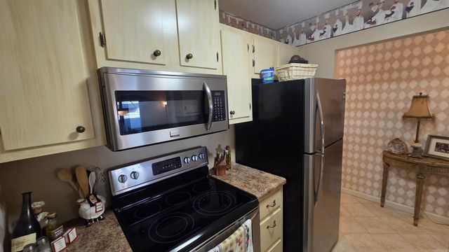 135 Hillview Dr Apt 38, Fairfield Bay, AR 72088