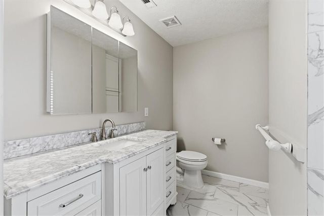 125 Governor Lane, Temple, GA 30179