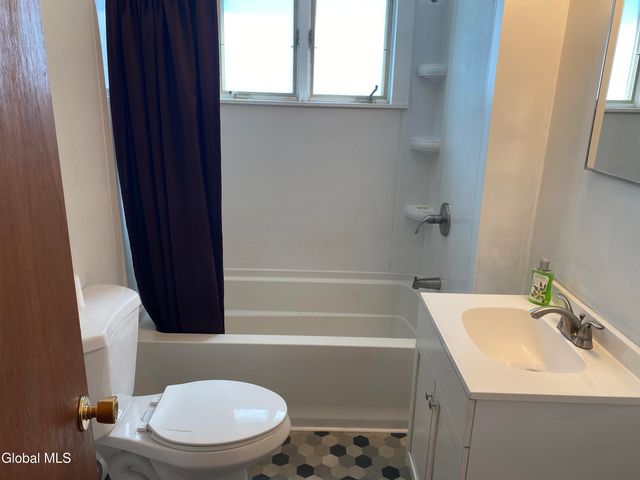 1414 Chrisler Avenue, Schenectady, NY 12303