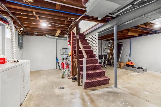 3216 S Hardy Avenue, Independence, MO 64052
