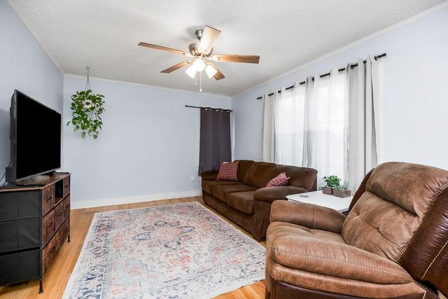 3216 S Hardy Avenue, Independence, MO 64052
