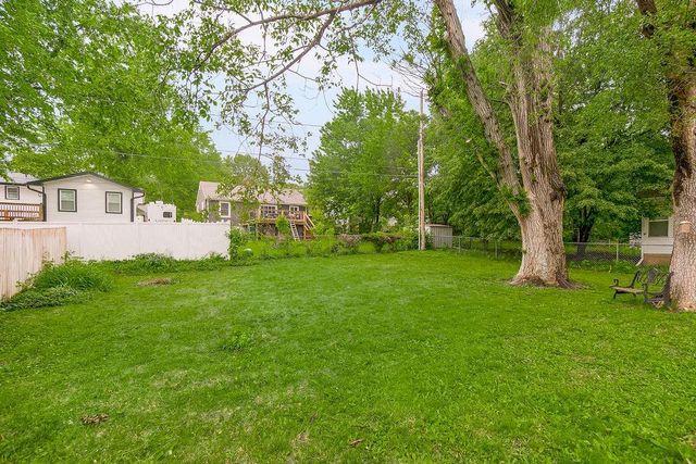 3216 S Hardy Avenue, Independence, MO 64052