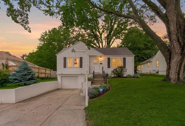 3216 S Hardy Avenue, Independence, MO 64052