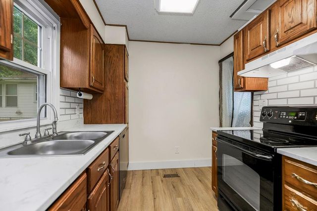 3216 S Hardy Avenue, Independence, MO 64052