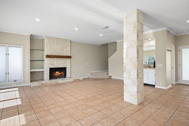 805 Loop 534, Kerrville, TX 78028