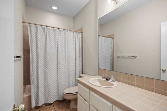 805 Loop 534, Kerrville, TX 78028