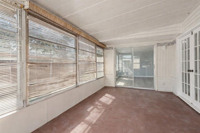 47 Tangerine Avenue, Fort Pierce, FL 34982