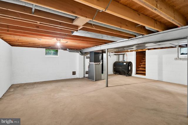 10 JOBS LN, Newark, DE 19711