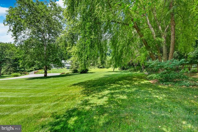 10 JOBS LN, Newark, DE 19711