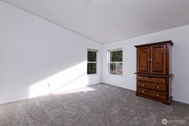 221 E Little Bear Lane, Shelton, WA 98584