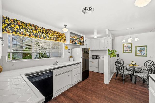 8822 Lola Avenue, Anaheim, CA 92804