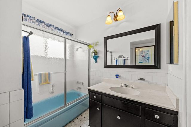 8822 Lola Avenue, Anaheim, CA 92804